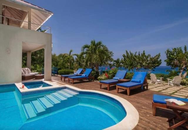 Hospitality Expert Little Waters Villa Νεγκρίλ Εξωτερικό φωτογραφία