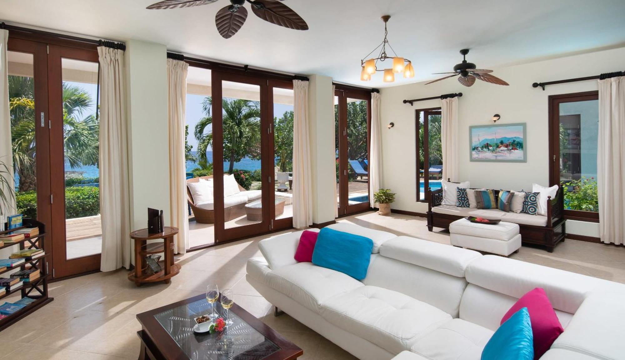 Hospitality Expert Little Waters Villa Νεγκρίλ Εξωτερικό φωτογραφία